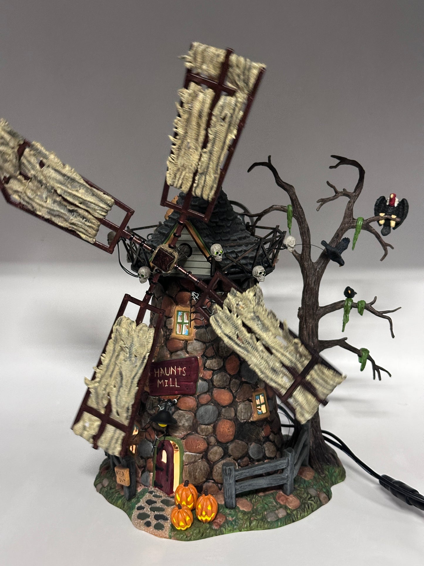 Department 56 - Haunted Windmill - Snow Village Halloween