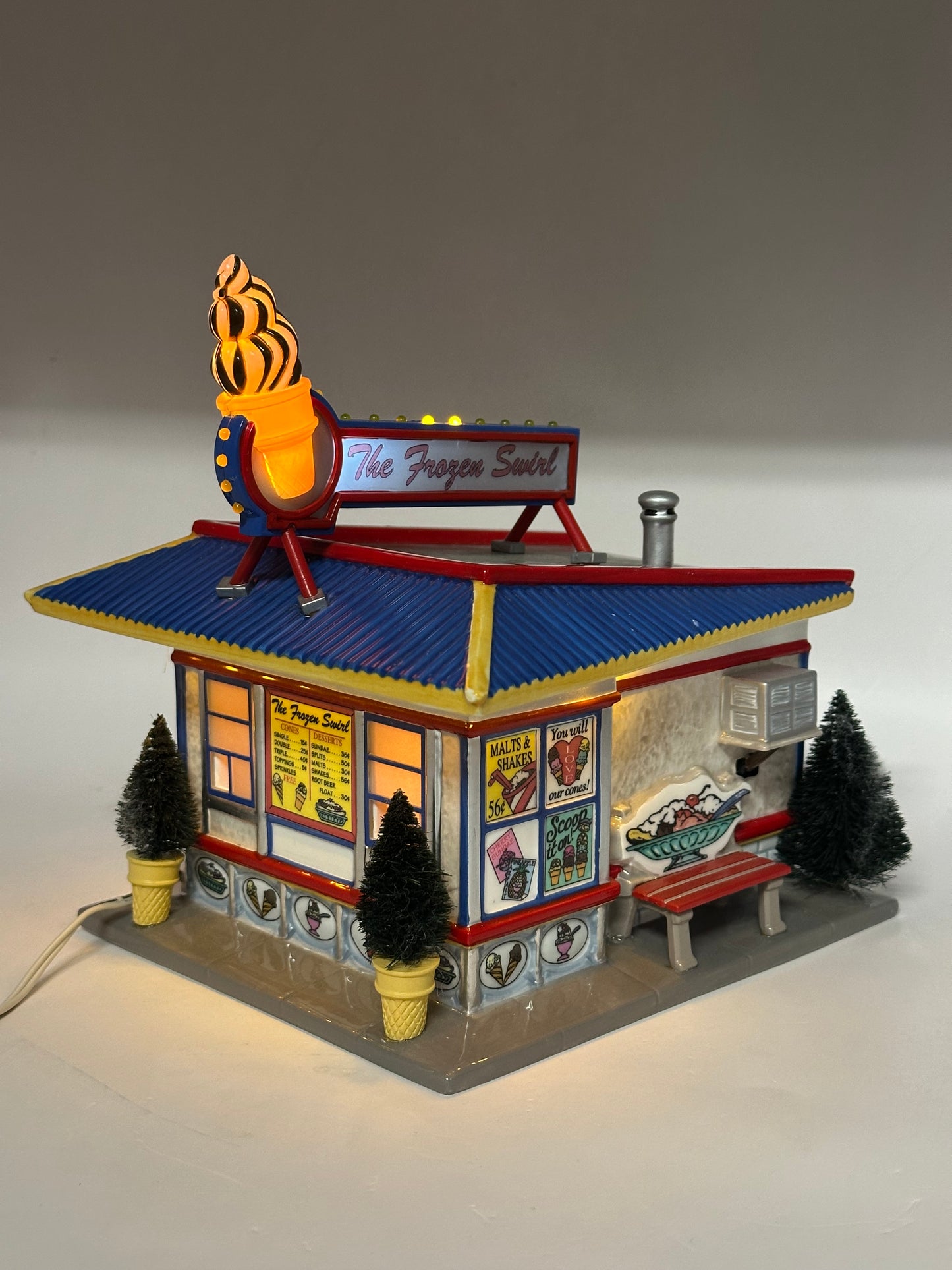 Department 56 - The Frozen Swirl - Original Snow Village