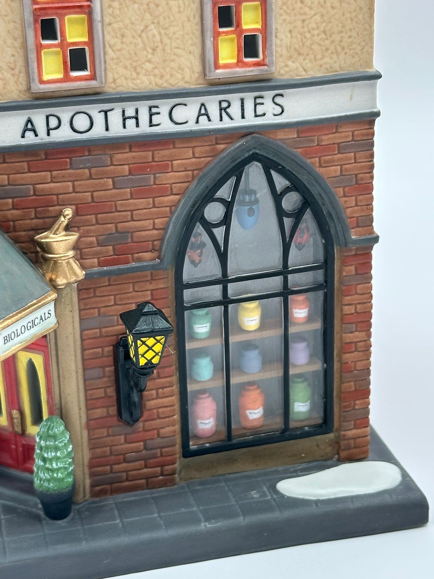 Department 56 - Foster Pharmacy - Christmas in the City