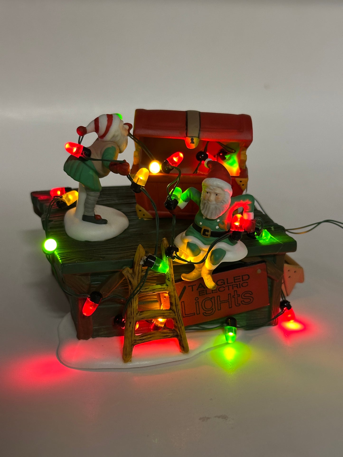 Department 56 - Untangle The Christmas Lights - North Pole Series