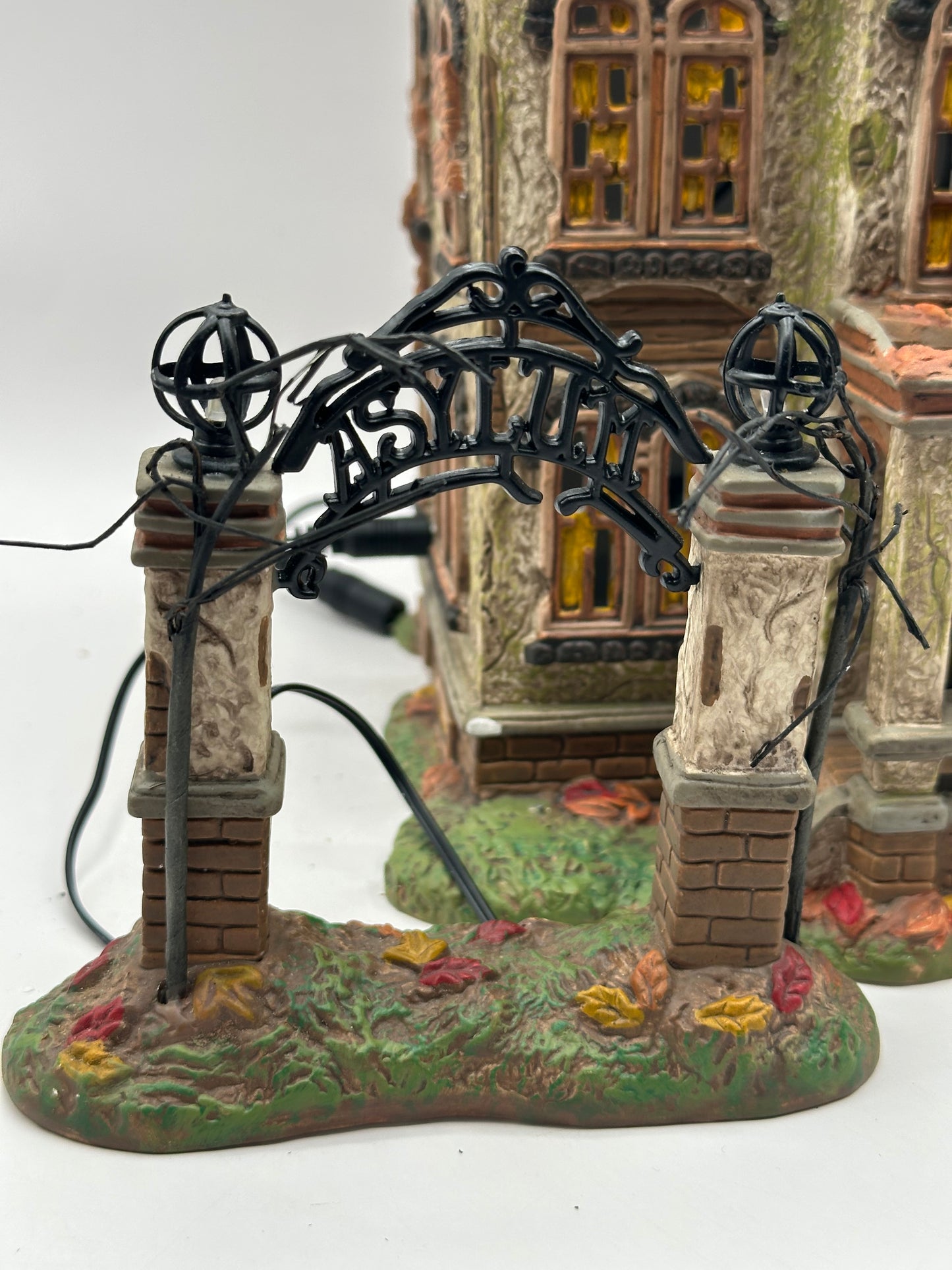 Department 56 - Last Laugh Asylum - Snow Village Halloween