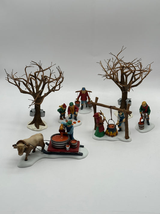 Department 56 - Tapping The Maples - New England Village