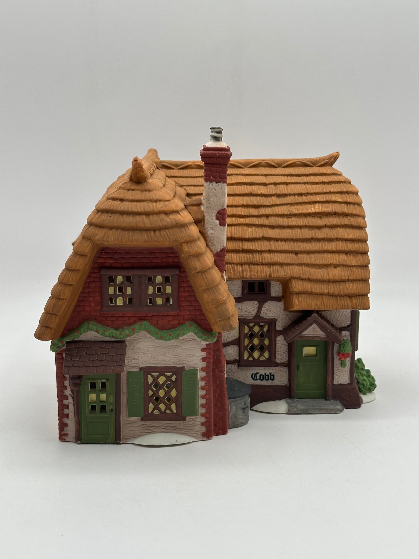 Department 56 - Cobb Cottage - Dickens' Village