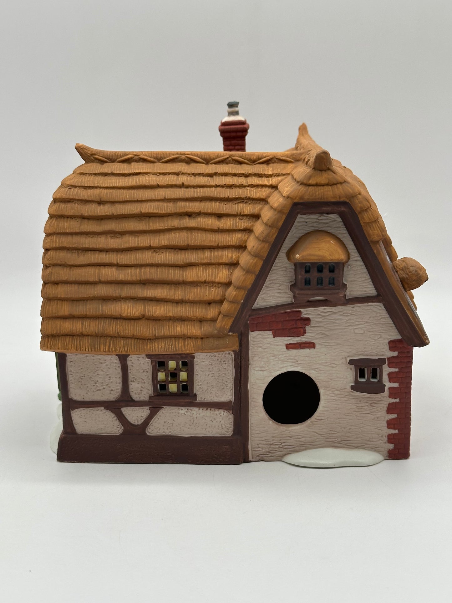 Department 56 - Cobb Cottage - Dickens' Village