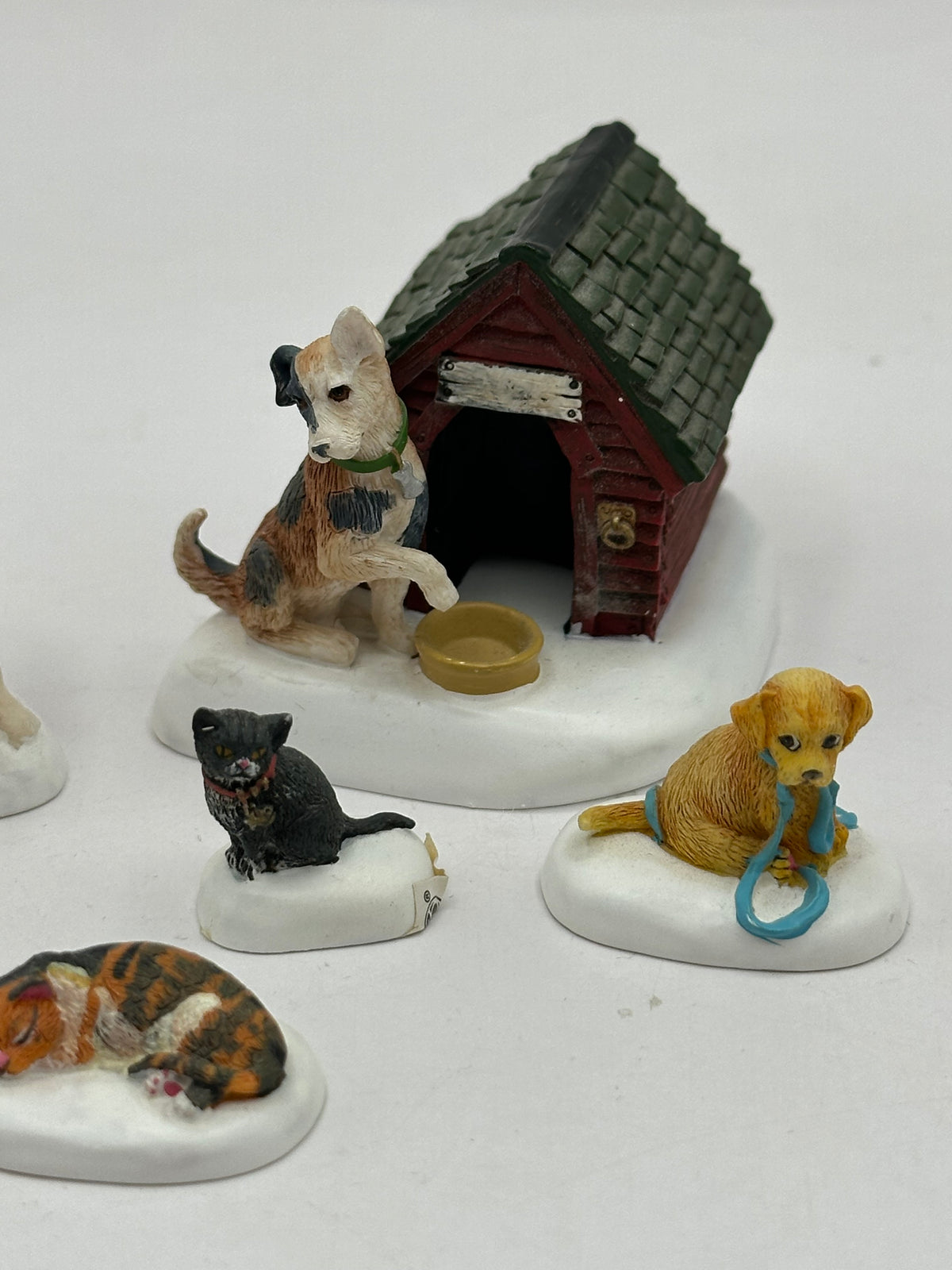 Department 56 - Village Cats and Dogs - Village Accessories