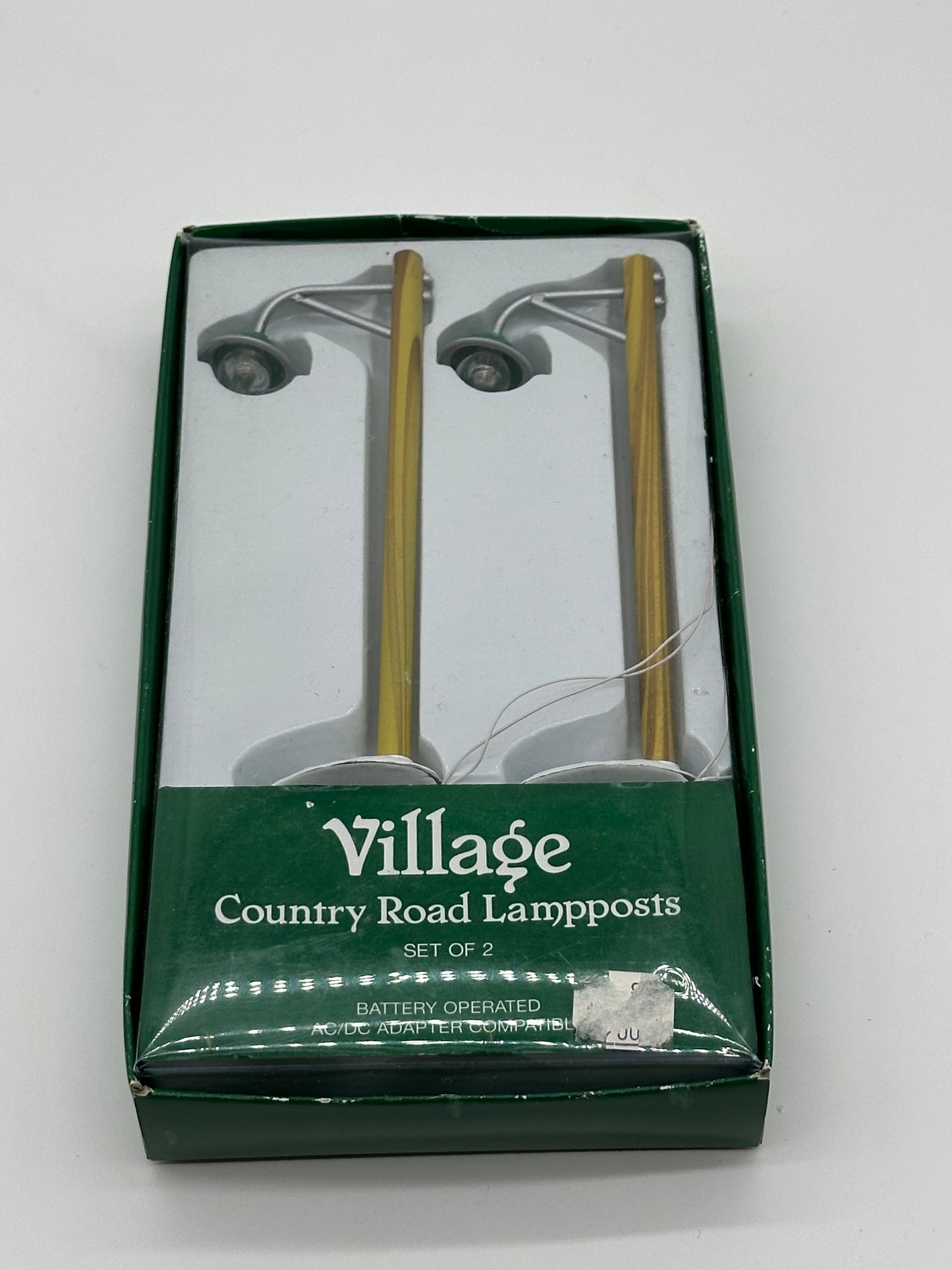 Department 56 - Country Road Lampposts - Village Accessories