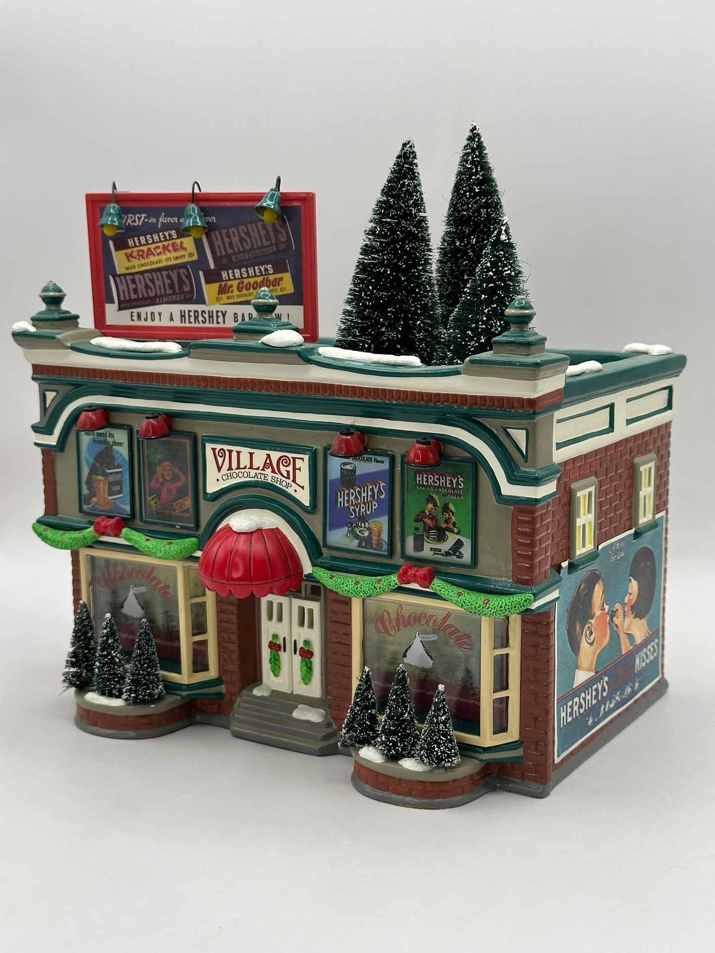 Department 56 - Hershey's Chocolate Shop - Original Snow Village
