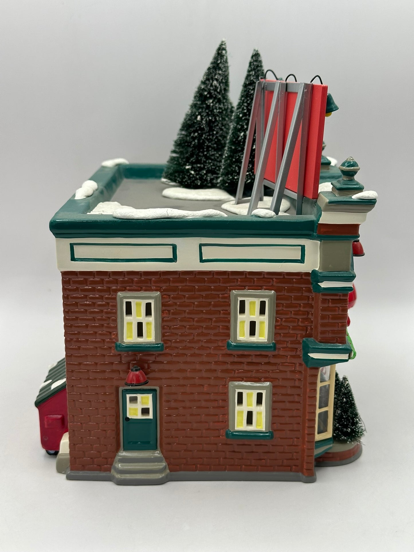 Department 56 - Hershey's Chocolate Shop - Original Snow Village