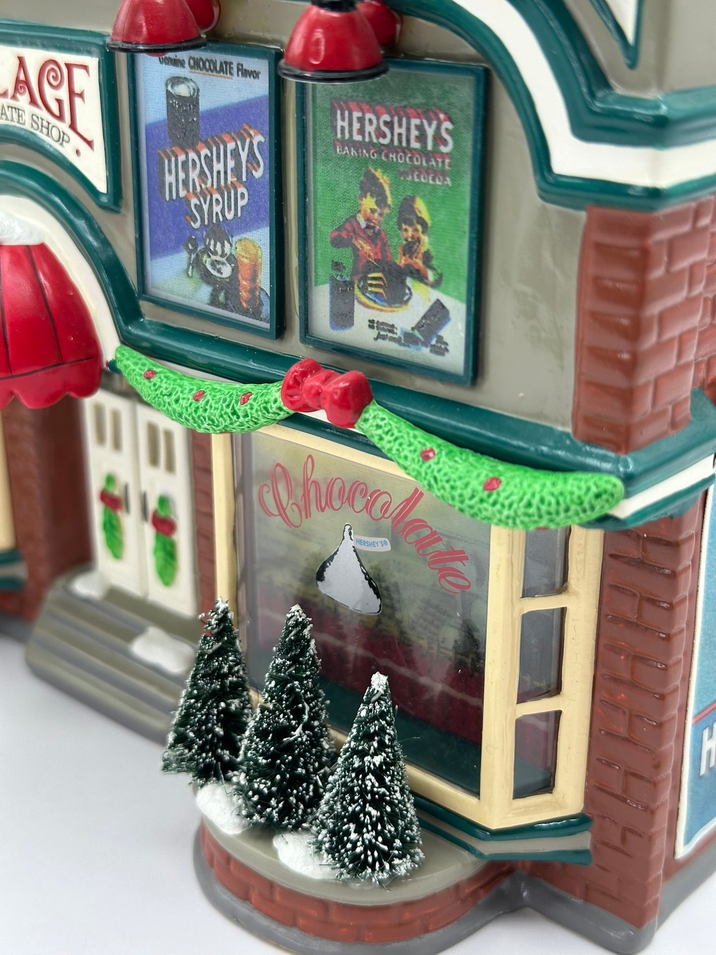 Department 56 - Hershey's Chocolate Shop - Original Snow Village