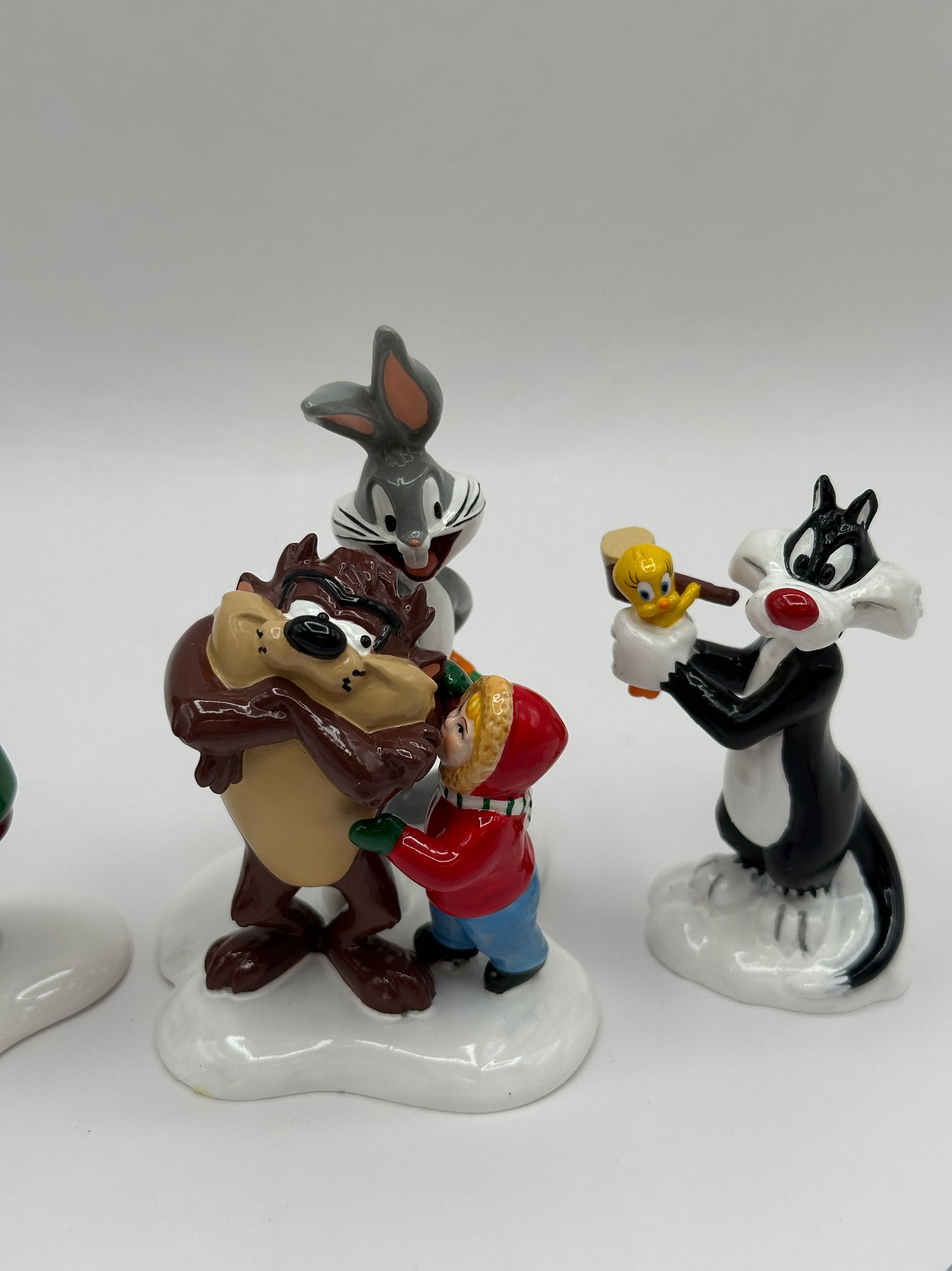 Department 56 - The Looney Tunes Animation Film Festival - Original Snow Village