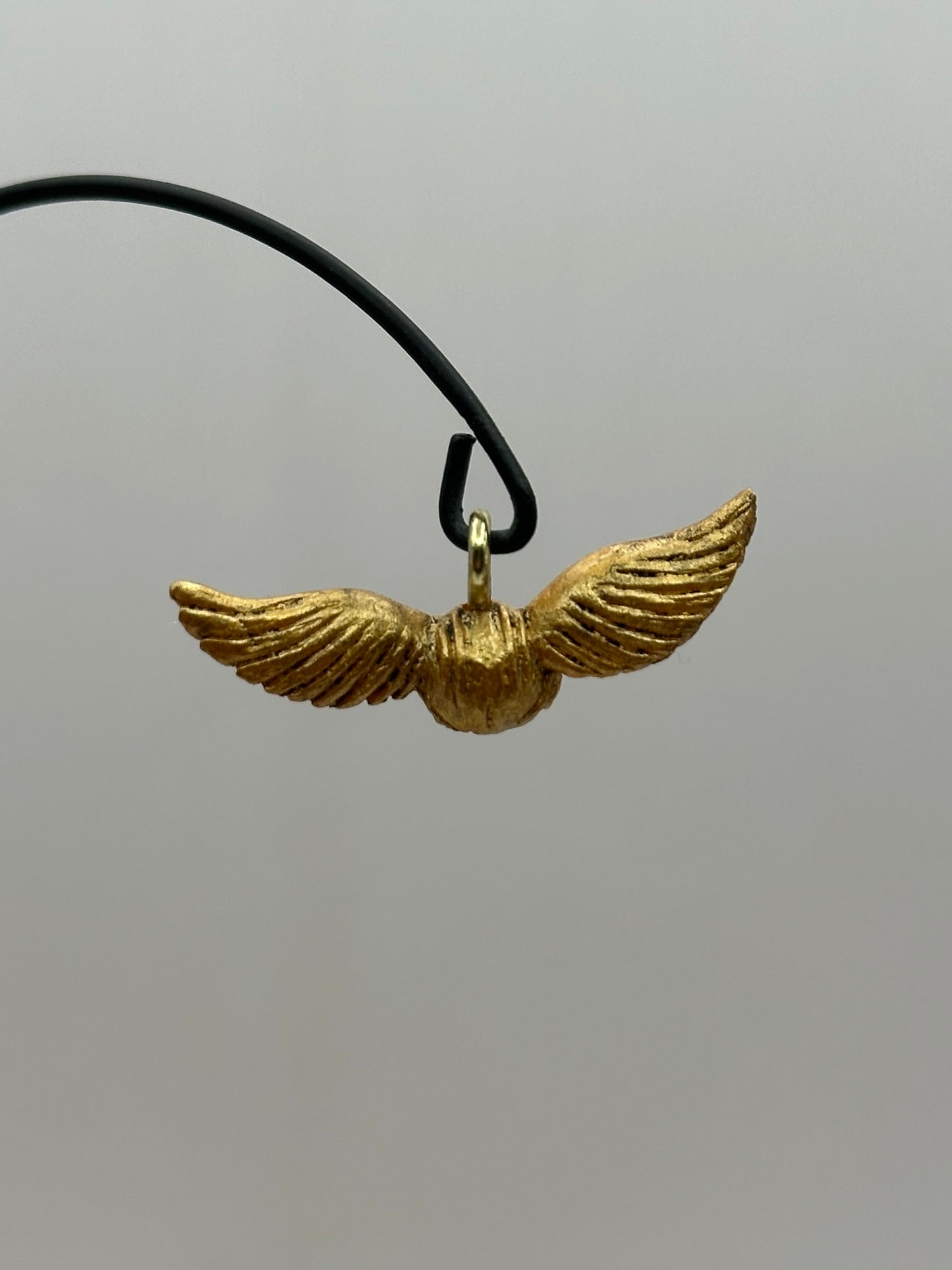 Department 56 - Chasing The Snitch - Harry Potter