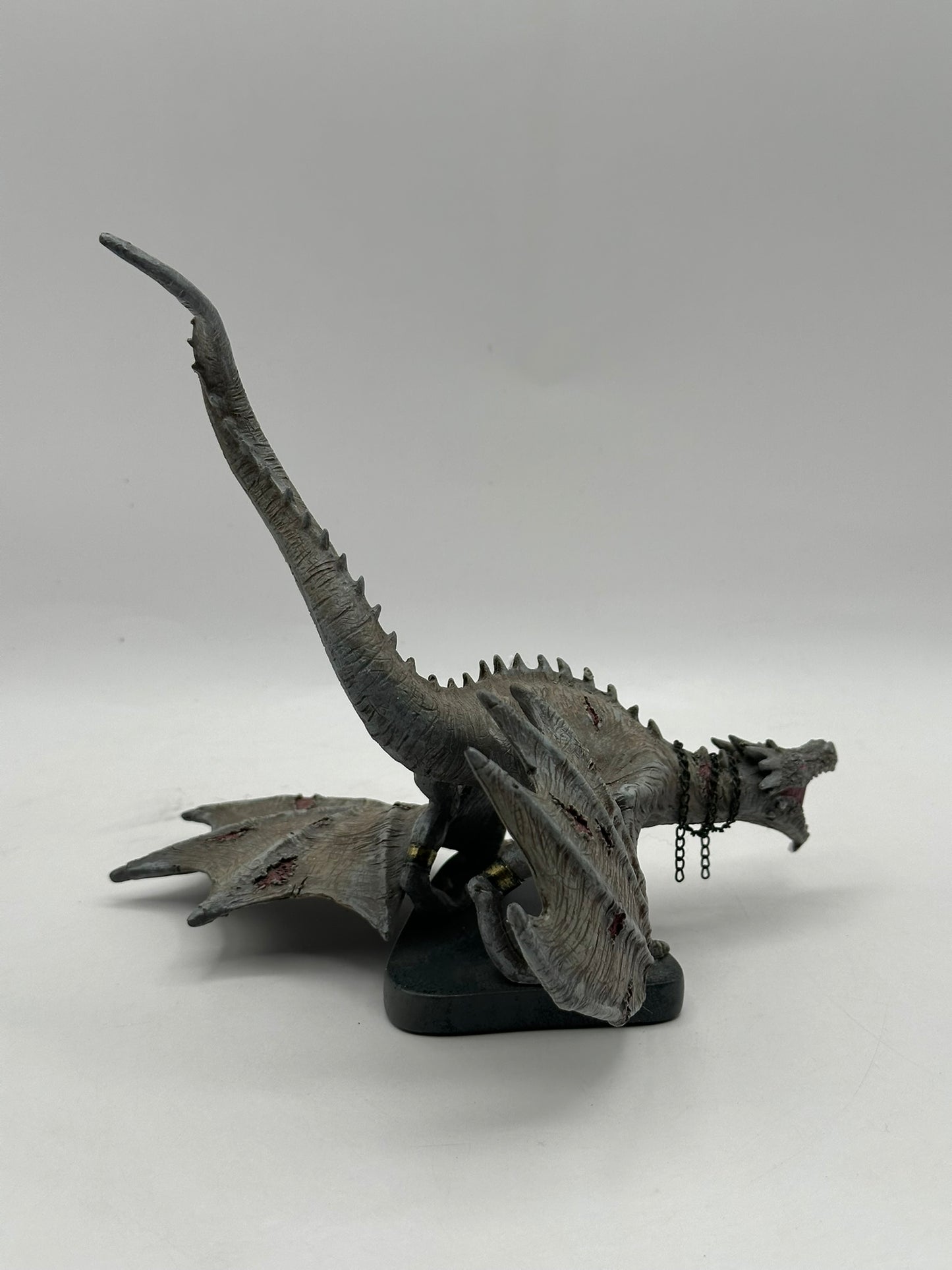 Department 56 - Ukrainian Ironbelly - Harry Potter