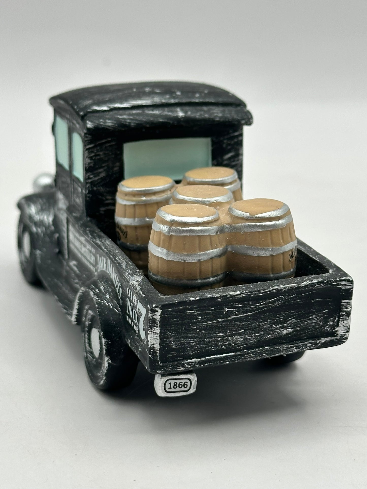 Department 56 - Delivery Truck - Jack Daniel's