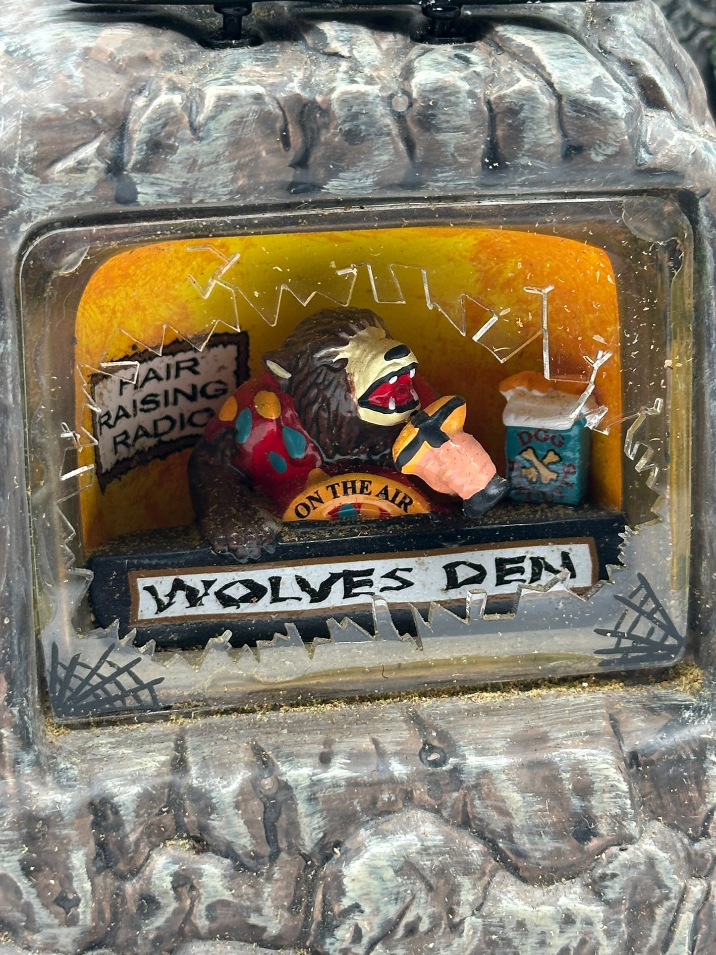 Department 56 - HOWL Radio - Snow Village Halloween