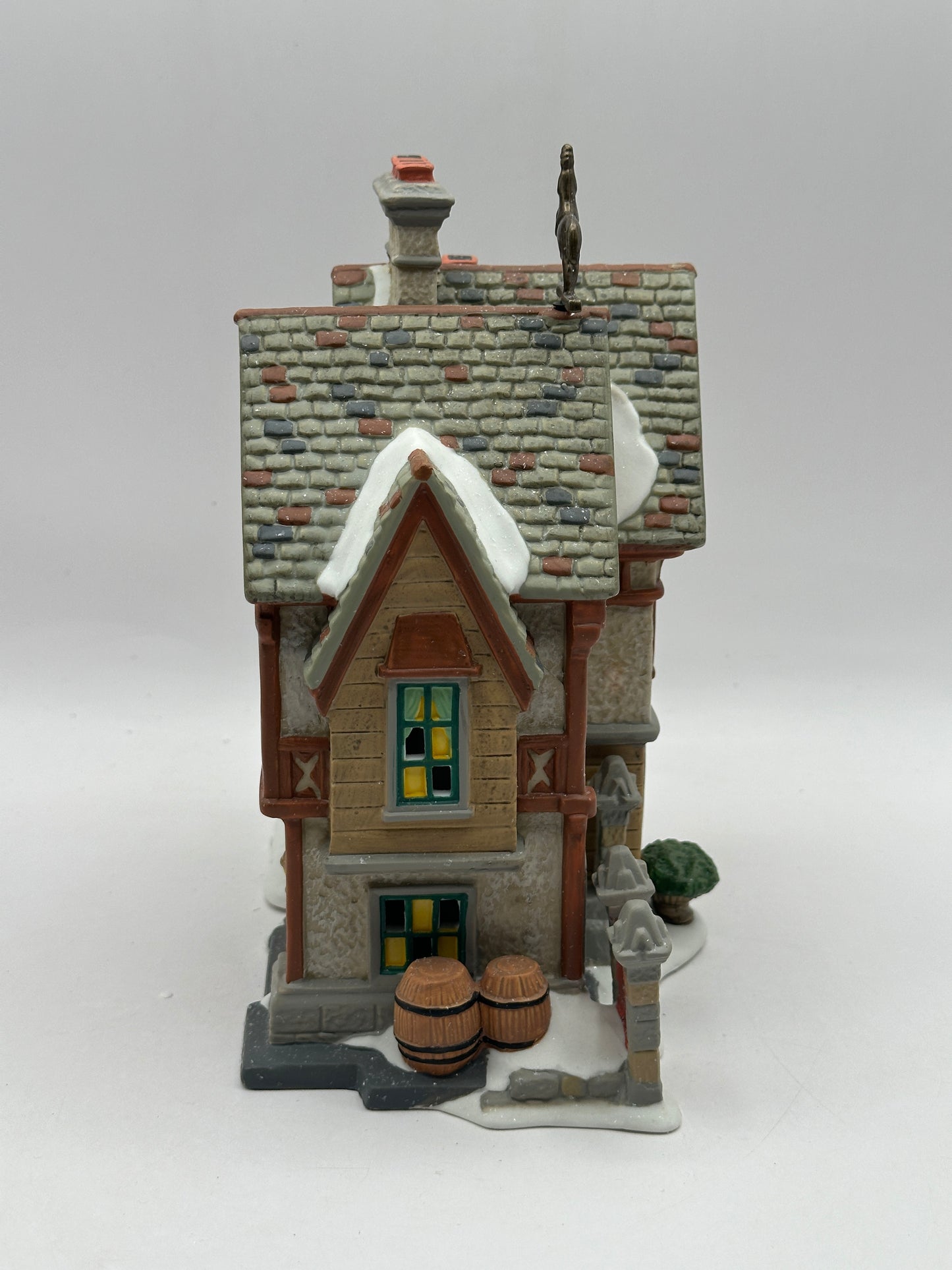 Department 56 - Ten Lords Manor - Dickens' Village