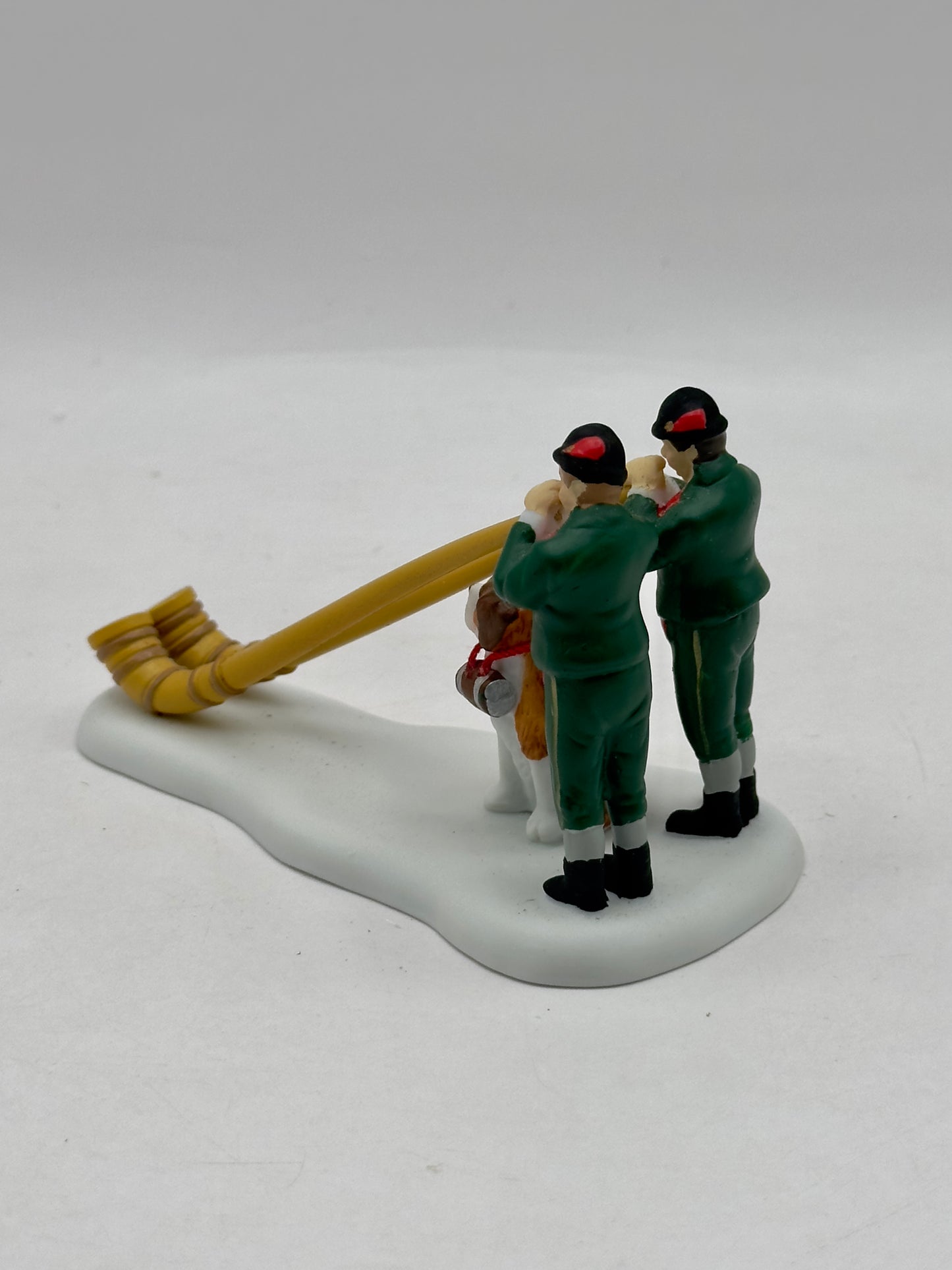 Department 56 - Alpenhorn Serenade - Alpine Village