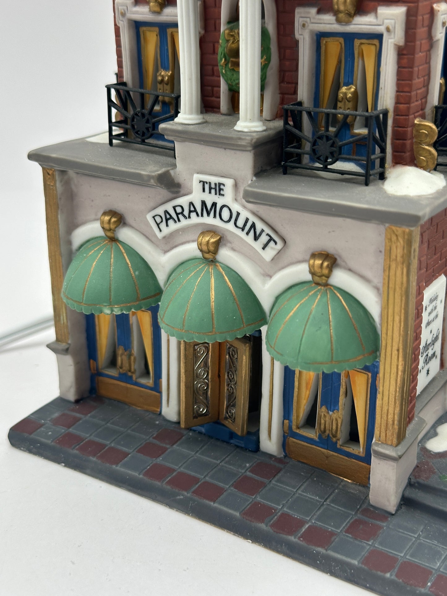 Department 56 - Paramount Hotel - Christmas in the City