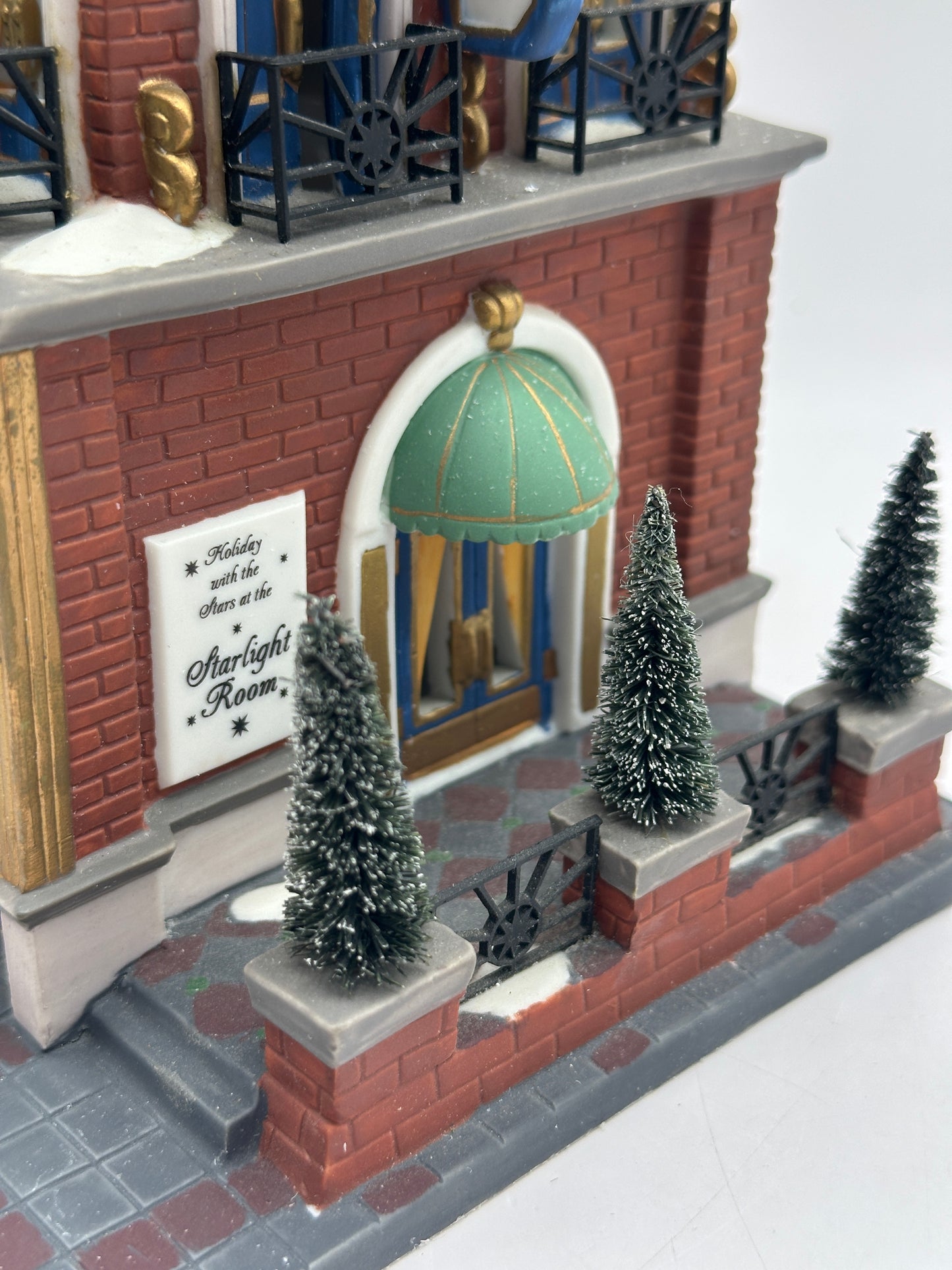 Department 56 - Paramount Hotel - Christmas in the City