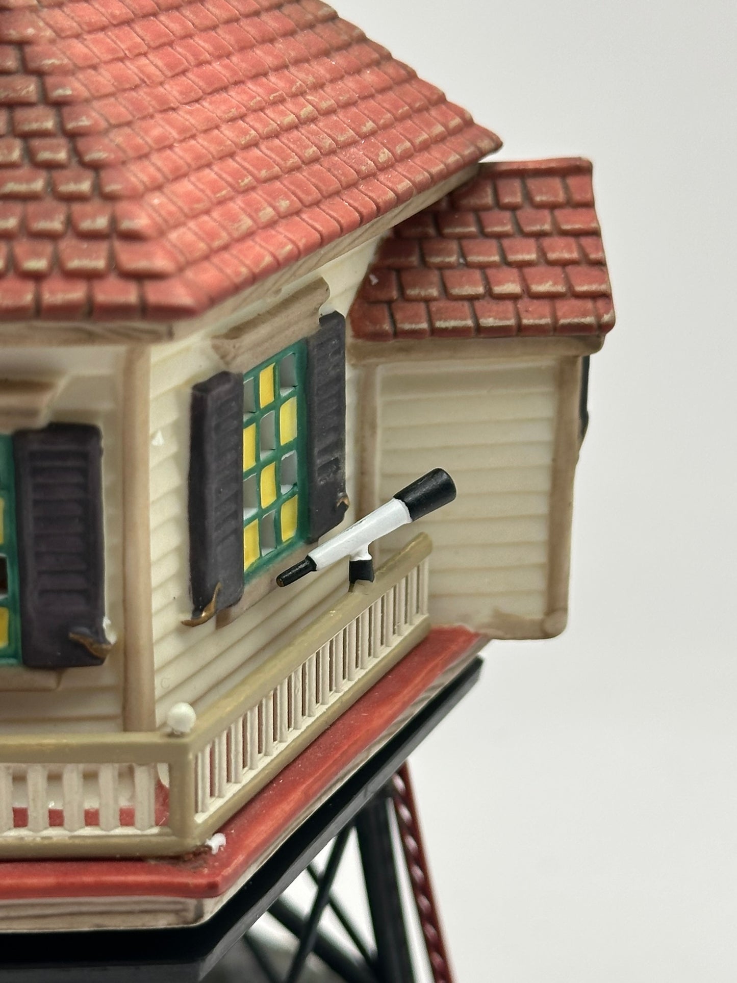 Department 56 - Breakers Point Lighthouse - New England Village