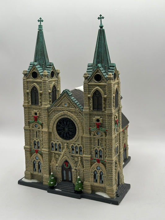Department 56 - St. Thomas Cathedral - Christmas in the City