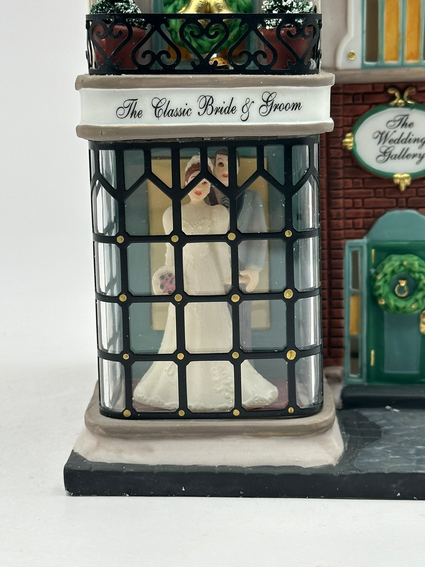 Department 56 - The Wedding Gallery - Christmas in the City