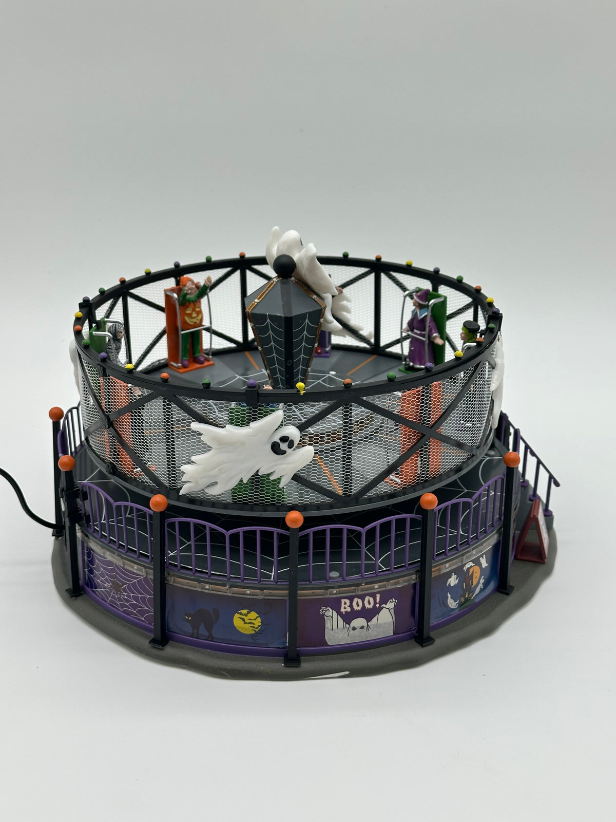 Lemax Spooky Town - Ghost Around