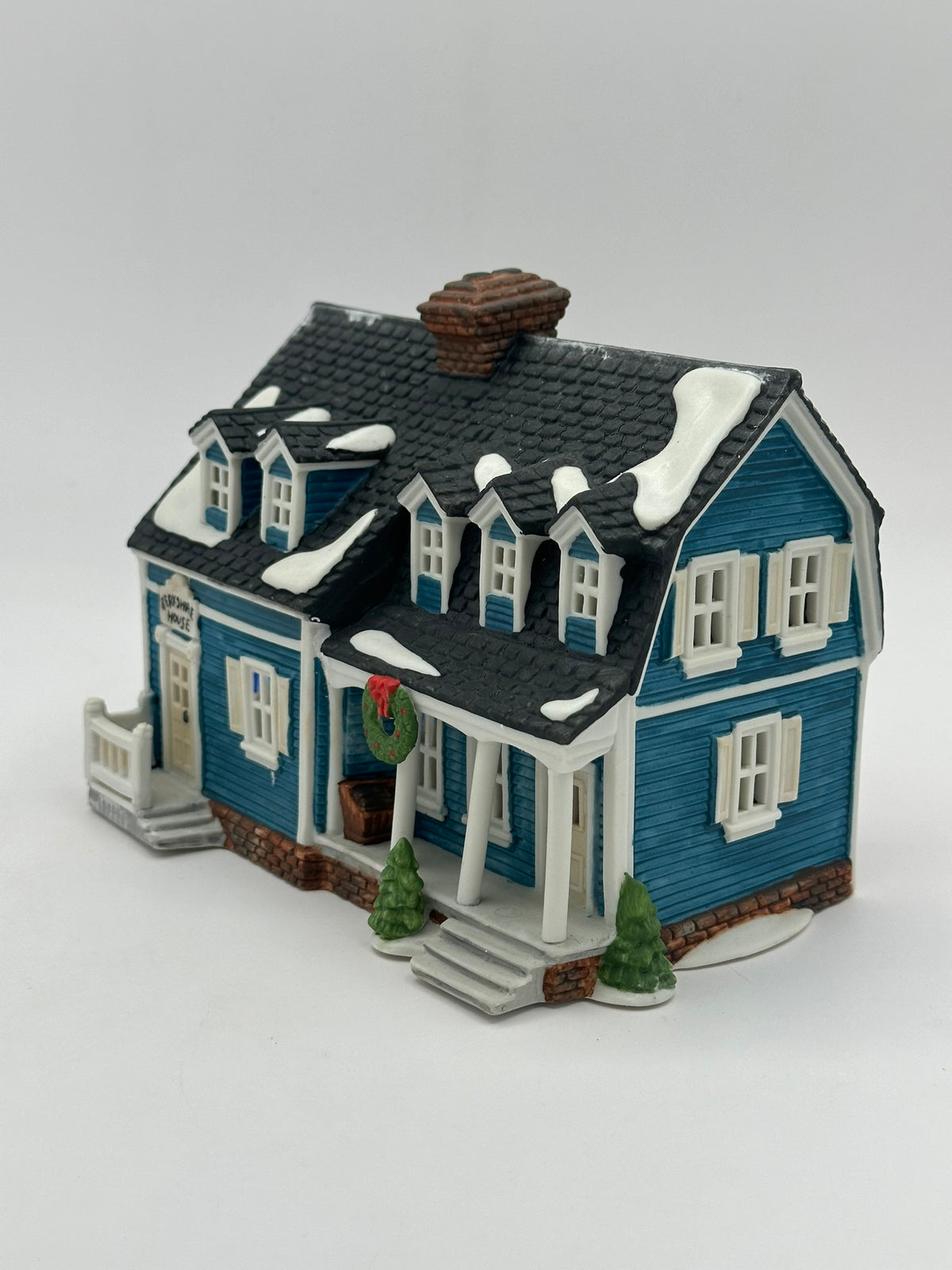 Department 56 - Berkshire House - New England Village